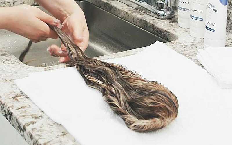 How to wash a Synthetic Wig